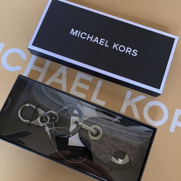 Michael Kors Other - Harrison Signature Logo Bottle Opener Key Fob Brown/Black